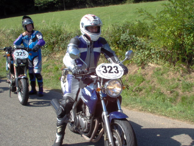 http://marco.gross.free.fr/hfr/rallye2008/photoscallie/20080830rallyedesvolcankj6.jpg http://marco.gross.free.fr/hfr/rallye2008/photoscallie/20080830rallyedesvolcankj6.jpg